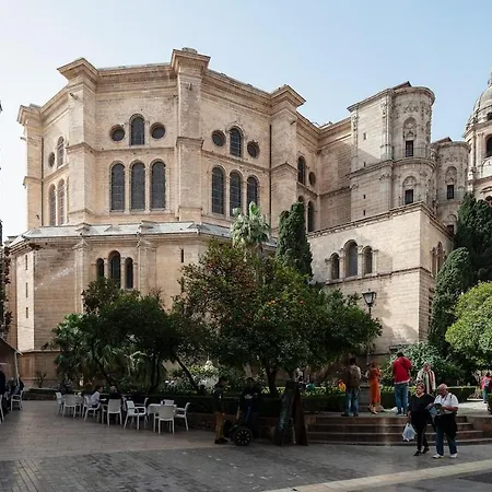 C10 - Alluring In Downtown Málaga